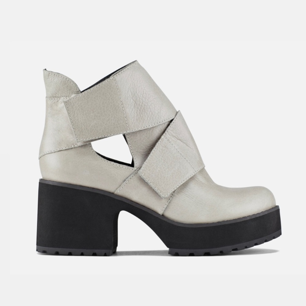 Shellys London Light Gray Cutout Ankle Booties